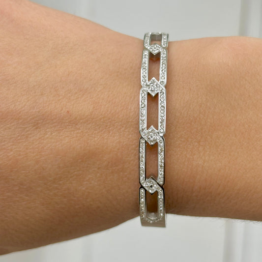 AVAbu chain bangle with crystal detail in stainless steel silver tone P27
