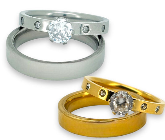 Engagement ring and wedding band ring set in Silver or Gold Stainless steel water resistant R5