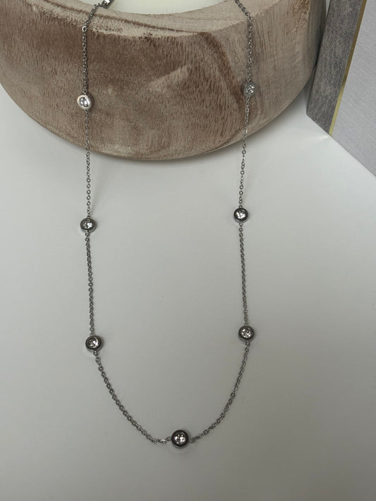 PALMAbu necklace with crystal detail in silver or gold
