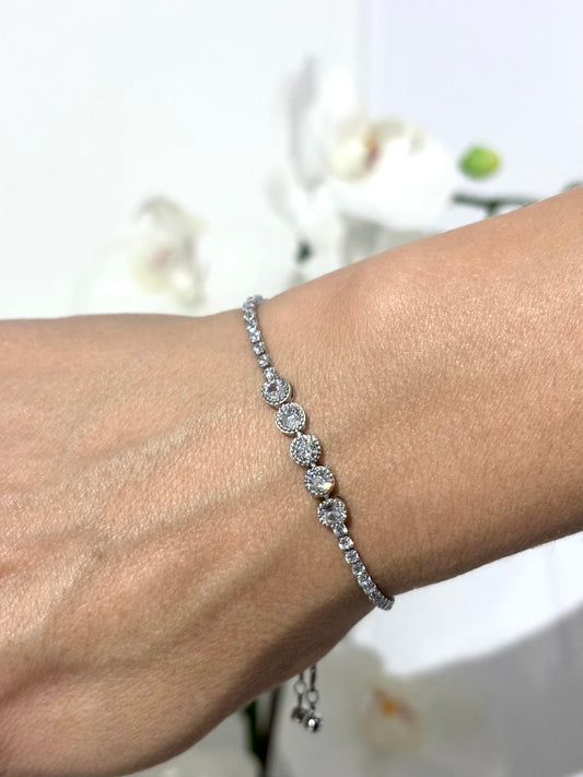 5 circle crystal adjustable bracelet