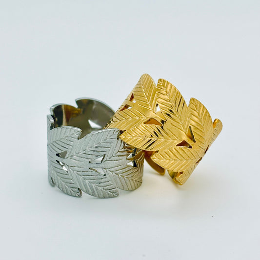 Chunky leaf adjustable ring in stainless steel silver or gold tone R8