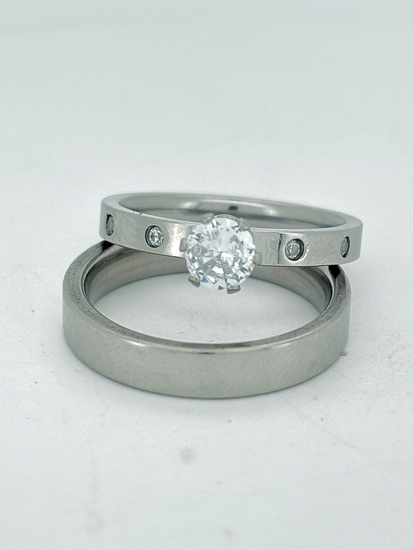 Engagement ring and wedding band ring set in Silver or Gold Stainless steel water resistant R5