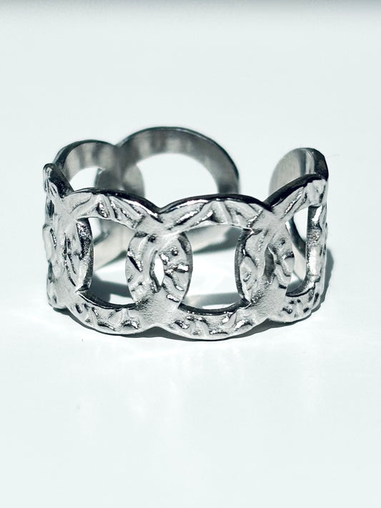 CHAIN ADJUSTABLE RING water and tarnish resistant stainless steel